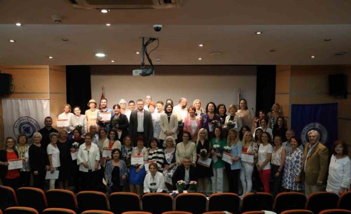 Yaklaşık yarım asır sonra tekrar üniversite öğrencisi oldular