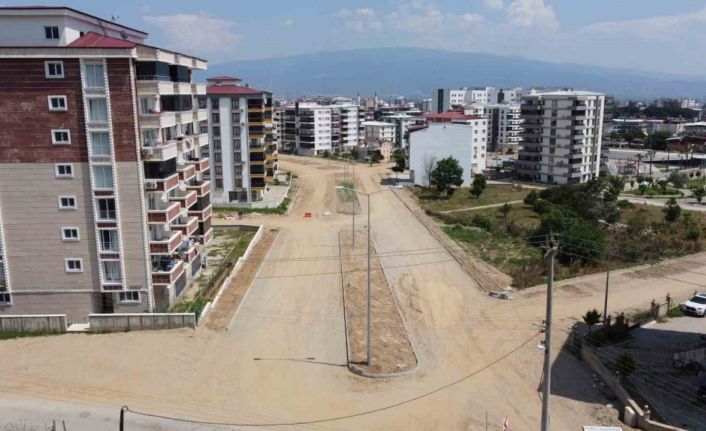 Yeşil Mahalle’de sokak çalışması devam ediyor