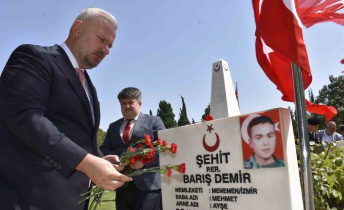 15 Temmuz şehitleri Menemen’de dualarla anıldı