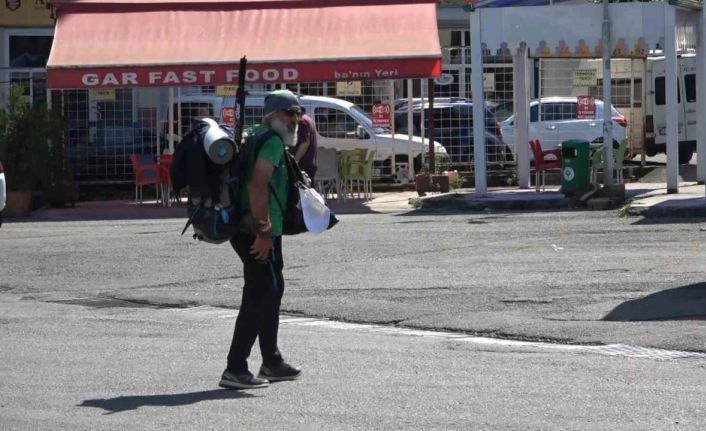 21 günlük yürüyüşünün ardından Rize’ye ulaştı