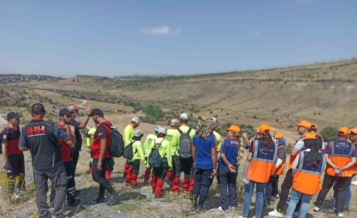 5 Gündür Kayıp Olan Genç Her Yerde Aranıyor