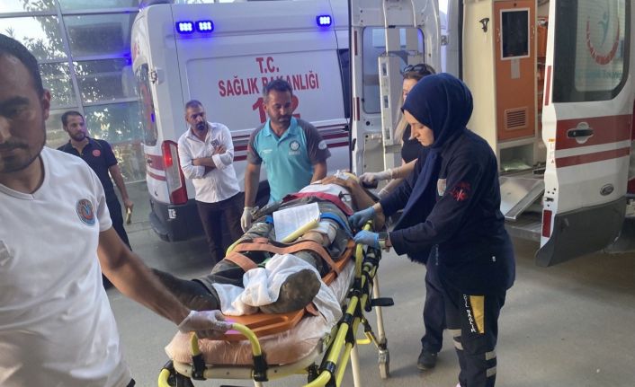 Adıyaman’da inşaat iskelesi devrildi: 2 yaralı