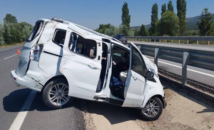 Afyonkarahisar’da kaza: 5 yaralı