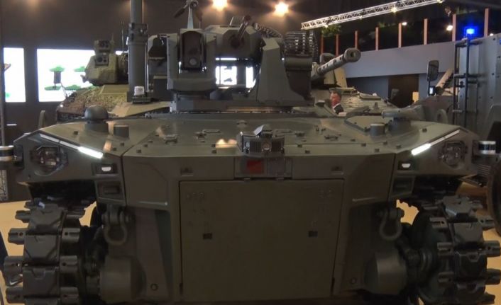 Ağır sınıf insansız kara aracı ‘ALPAR’ IDEF’te görücüye çıktı