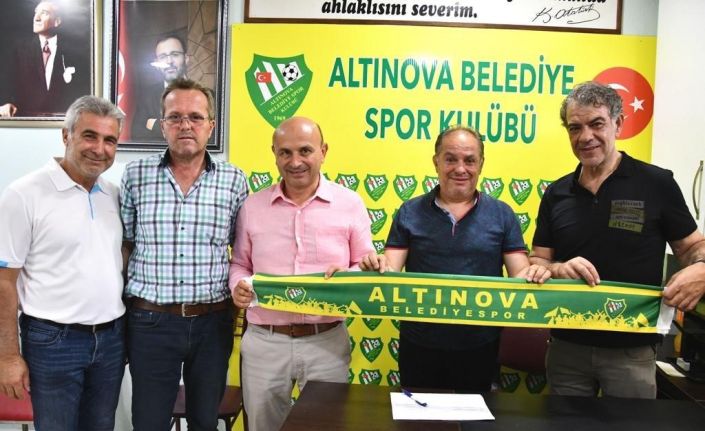 Altınova Belediyespor’da Yüksel Kahriman başkan oldu