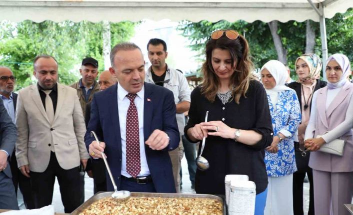 Ardahan’da aşure etkinliği düzenlendi