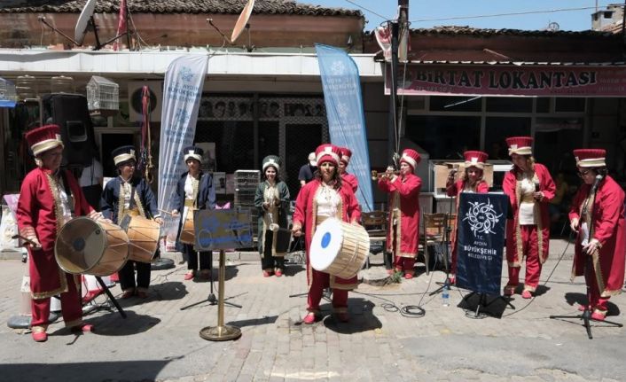 Aydın Büyükşehir Belediyesi Kadın Mehteran Takımı’na Nazilli’de yoğun ilgi