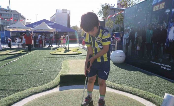 Bağcılar’da mini golf etkinliği düzenlendi