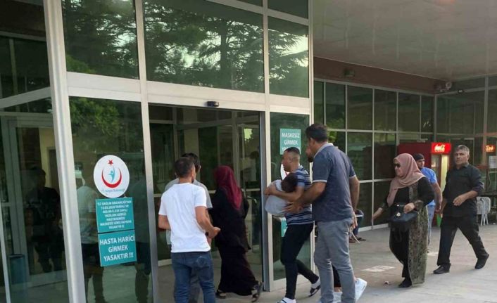 Balkondan düşen çocuk ağır yaralandı
