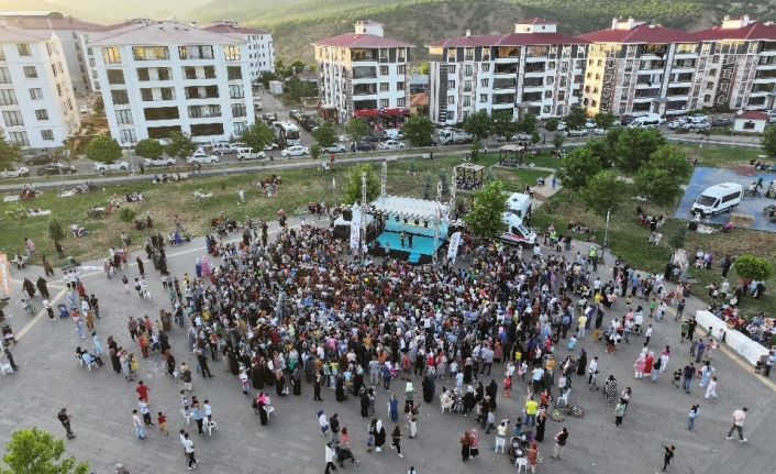 Bingöl’deki Çocuk Şenliği’nde renkli görüntüler yaşandı