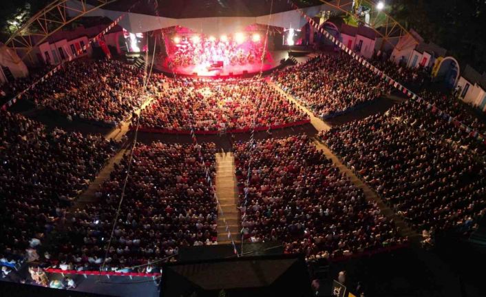 Bursa Festivali Karsu ile başladı