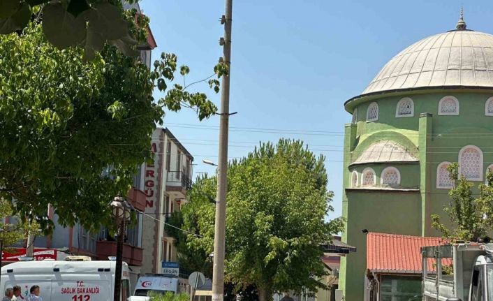 Çan’da şizofreni hastasına müdahale sırasında bir polis memuru yaralandı