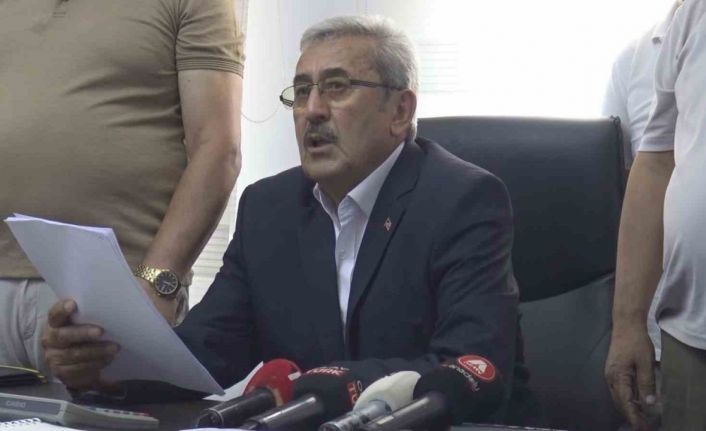 CHP’de istifa şoku: 9 meclis üyesi istifa etti