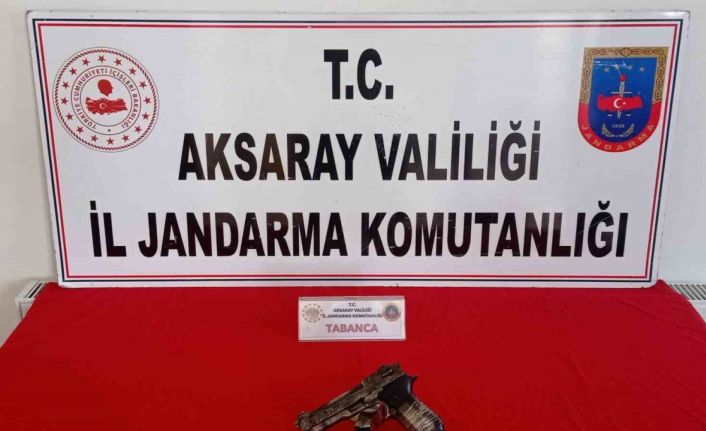 Düğünde havaya ateş açan maganda jandarma ekiplerince yakalandı