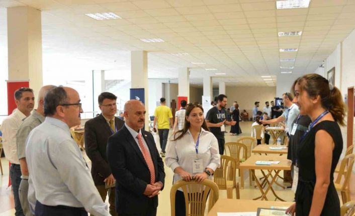 Düzce Üniversitesi aday öğrencilere tanıtılıyor