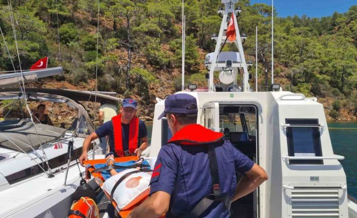 Fethiye’de Sahil Güvenlikten iki ayrı tıbbi tahliye operasyonu