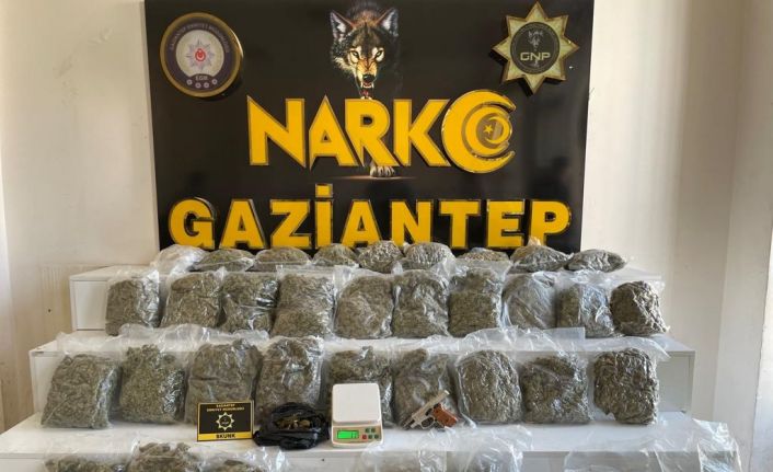 Gaziantep’te 18 kilo skunk ele geçirildi: 1 gözaltı