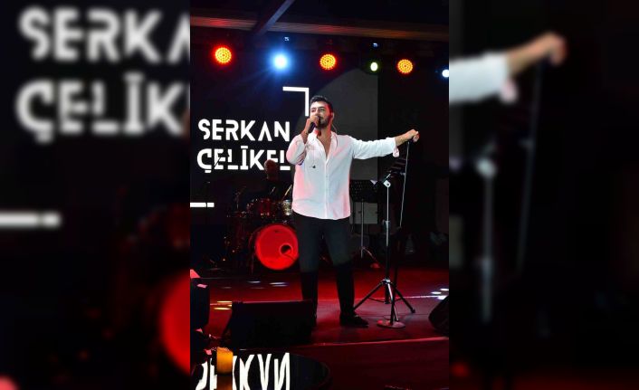 Genç şarkıcı Çelikel, Bodrum’da unutulmaz bir gece yaşattı