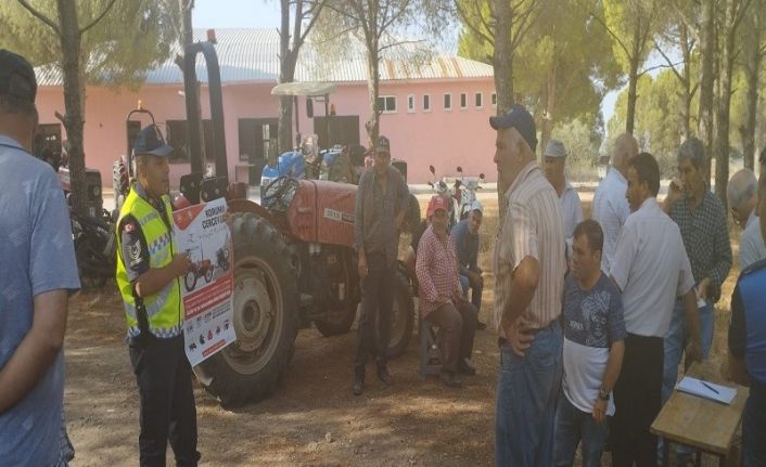 Gömeç’te jandarma ekipleri seyyar muayene istasyonu kurup eğitimler verdi