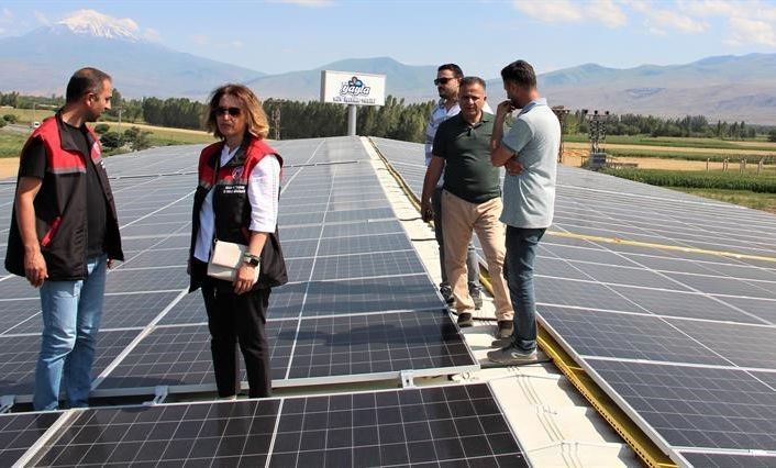 Iğdır’da güneş enerji santrali yatırımları devam ediyor