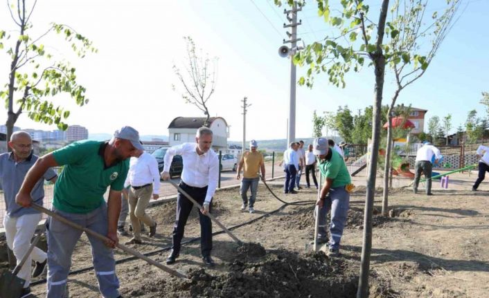 İnegöl’de 600 fidan 15 Temmuz şehitleri için dikildi