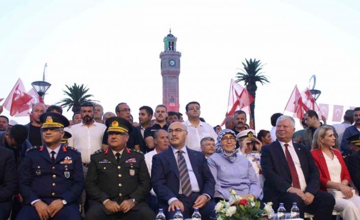 İzmir’de "15 Temmuz Demokrasi ve Milli Birlik Günü" anma etkinliği