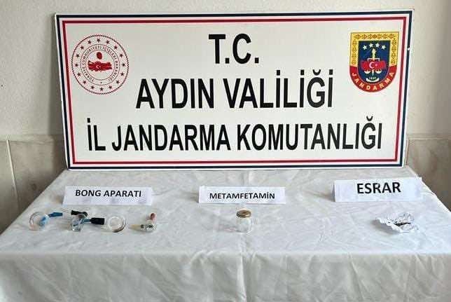 Jandarma şüphesinde haklı çıktı, üstlerinden uyuşturucu madde ele geçirildi