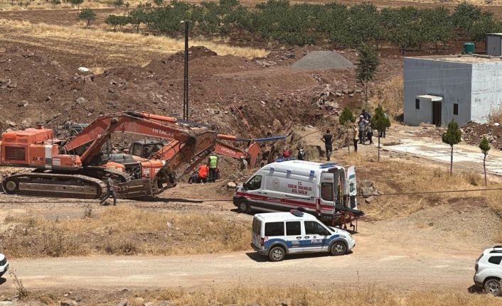 Kazıda göçük altında kalan işçi yaralı olarak kurtarıldı