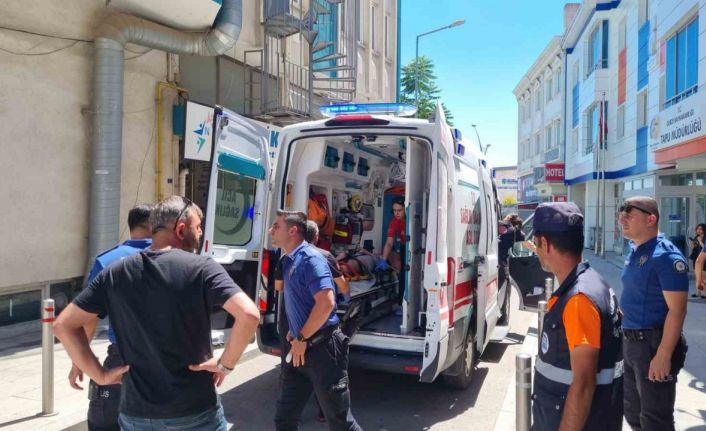Kocaeli’de 17 yaşındaki kız pencereden düştü