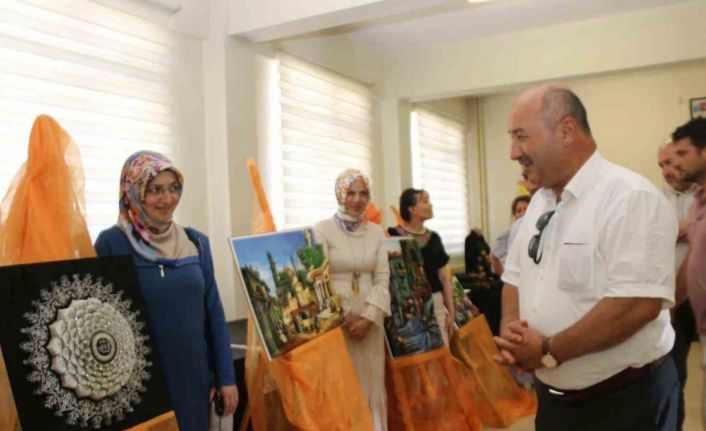 Kütahya’da Keçe Yapımı Kursu sergisi