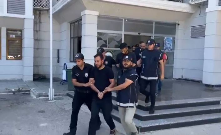 Mersin’de göçmen kaçakçısı 6 şüpheli tutuklandı