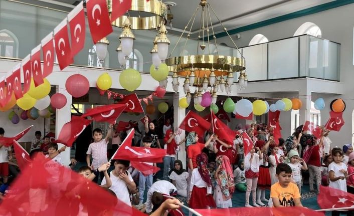 Orduyeri Camii’nde şehitler için dualar edildi