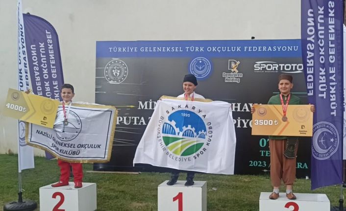 Sakarya Büyükşehir sporcusundan Türkiye şampiyonluğu geldi