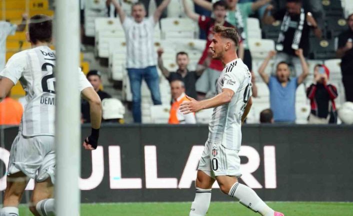 Semih Kılıçsoy, Beşiktaş forması ile ilk golünü kaydetti