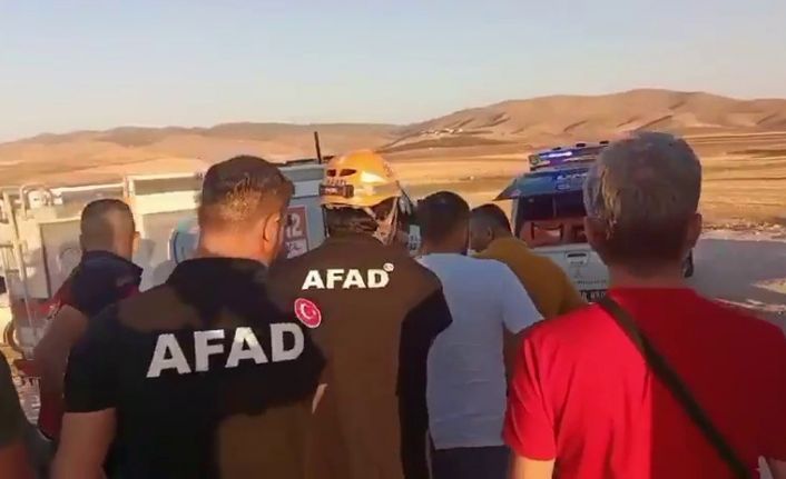 Siirt’te otomobil yolda çukura düştü: 1 ölü, 5 yaralı