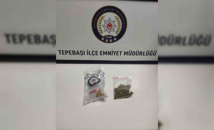 Şüpheli şahsın üzerinde uyuşturucu ele geçirildi