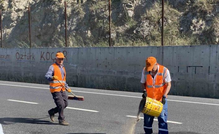 Uşak’ta iki otomobil çarpıştı: 2 yaralı