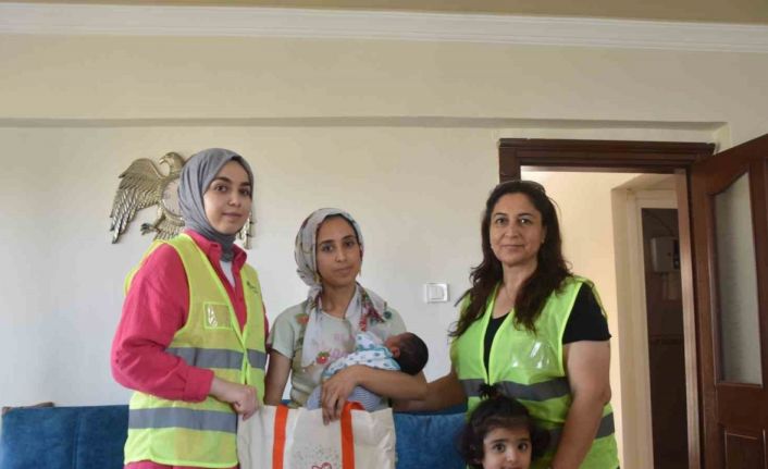 Yeni doğan bebeklerin ilk hediyesi Toroslar Belediyesinden