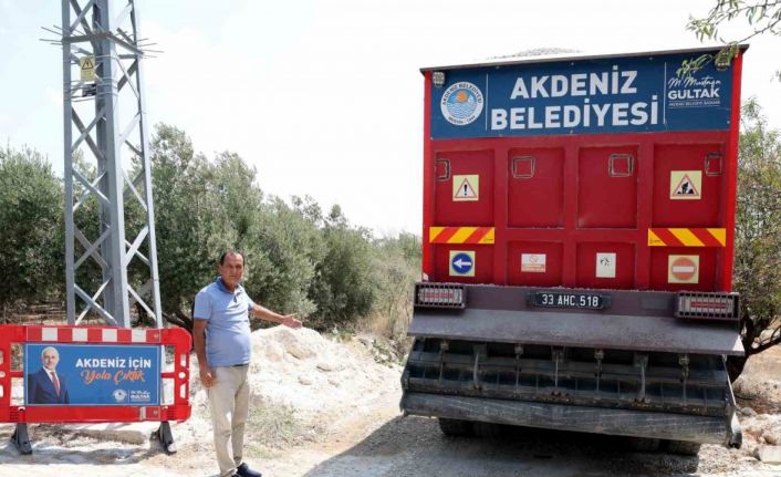 Akdeniz’de asfalt çalışmaları sürüyor