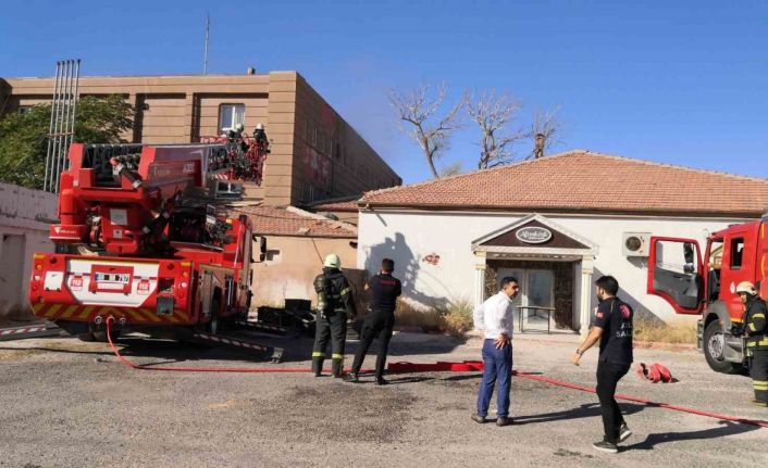 Aksaray’da dinlenme tesisi otelinde yangın: 3 çalışan dumandan zehirlendi