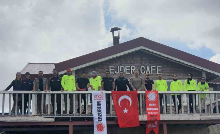 ANDA Palandöken’in zirvesine tırmandı