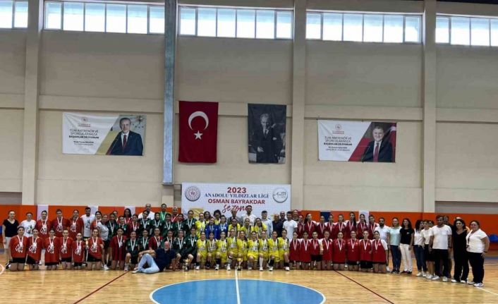 Aydın’daki hentbol finalleri nefes kesti