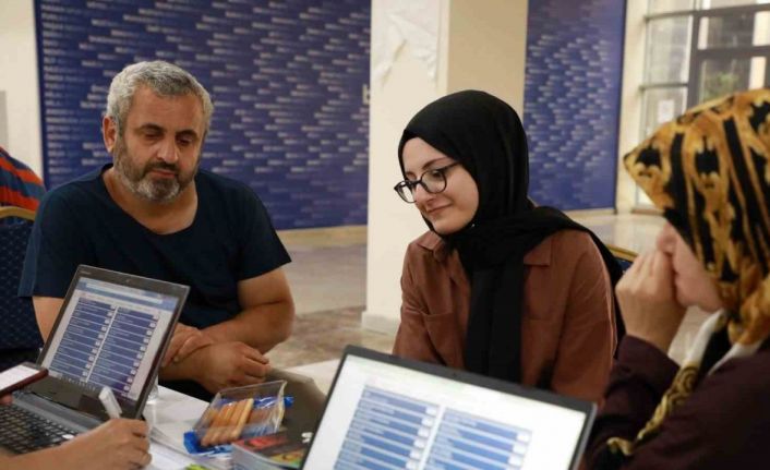 BARÜ “Tanıtım ve Tercih Günleri” ile aday öğrencilerin yanında oldu