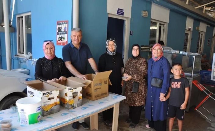 Başkan Elbi, Muharrem ayı için vatandaşlara aşure dağıttı