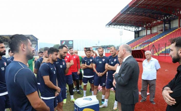 Başkan Özlü Düzcespor’un yeni stadını inceledi