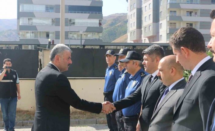 Bitlis Emniyet Müdürü Şekeroğlu görevine başladı