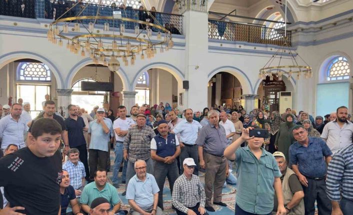 Burhaniye’de Umre Hayrı yoğun ilgi gördü