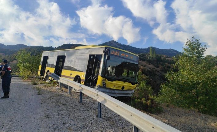 Bursa’da belediye otobüsünde faciadan dönüldü: 10 yaralı