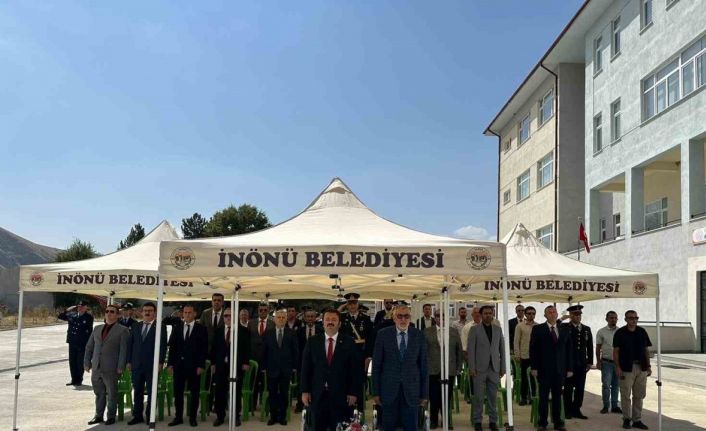 Büyük Zafer’in 101’inci yılı İnönü’de coşkuyla kutlandı