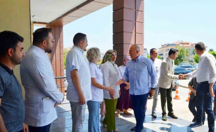Çavuşoğlu: "Alanya’ya kazandırılacak yeni sağlık hizmetlerinin takipçisiyiz"